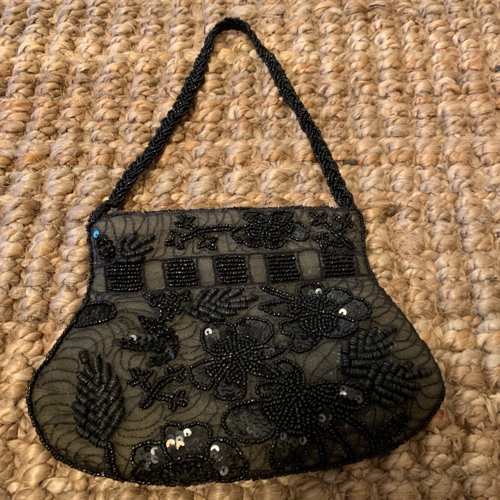 Black beaded evening purse